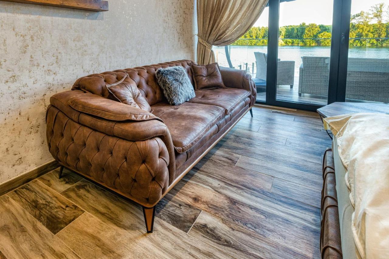 Apartmani Tiske Noci Becej Экстерьер фото