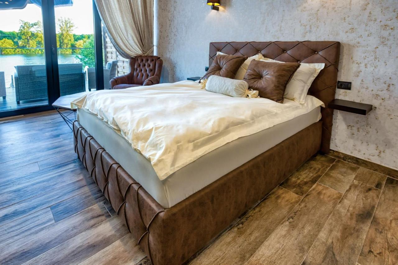 Apartmani Tiske Noci Becej Экстерьер фото