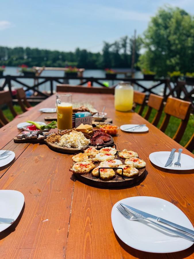 Apartmani Tiske Noci Becej Экстерьер фото